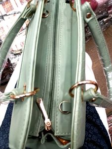 ✨ Premium Quality And Elegant Green Handbag 👜