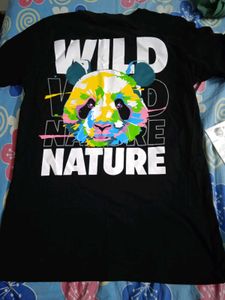 Tom Hiddle Black T-shirt and Best for Street Style