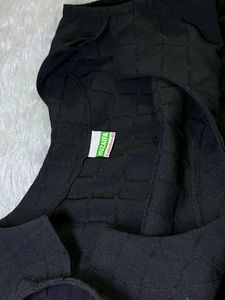 Sleeveless Black kurti