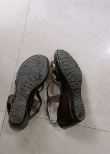 Annie Wedges