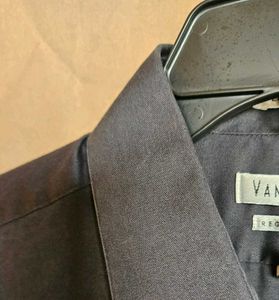 Van Heusen Men's Black Dress Shirt