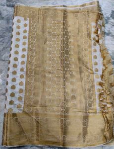Half White Gold Pure Dola Silk Saree