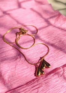 Anti Tarnish Snake Chain With Double Heart