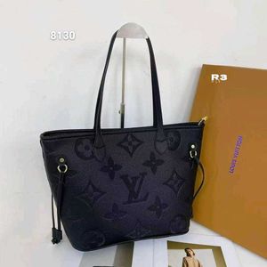 Louis Vuitton Neverfull