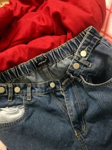 Wide leg baggy jeans