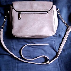 👜 Crossbody Bag Peach Colour