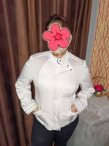 White Stylish Jacket 🧥