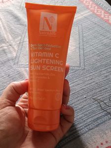 Sunscreen With Free Beauty Blender
