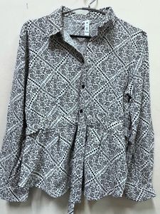 Women Top Black White