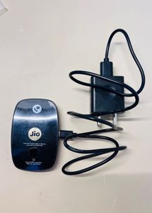Jio 4G Portable Wireless Hotspot Device