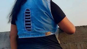 Women’s Casual Crop Jacket