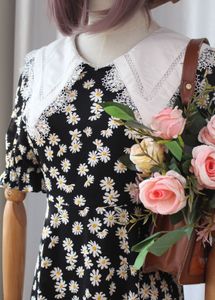 Summer Daisy Dress