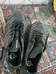 Nivia Sports Shoes