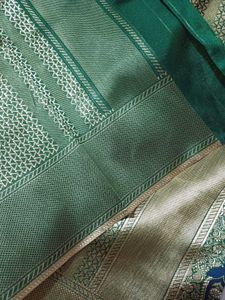 💥🆕️ Heavy Woven Green Silk Saree