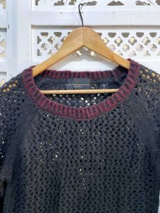 Black Knit Pullover With Burgandy Trim A