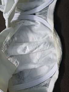 Elegant Lace Bra 38 size