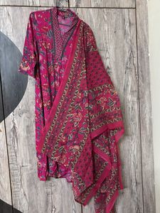 Elegant Floral Print Kurta set