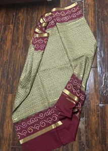 Original Olive Green Bandhani Saree With Blouse