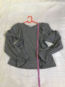 Pull&amp;bear Checkered Ruffle Sleeve Top Size M
