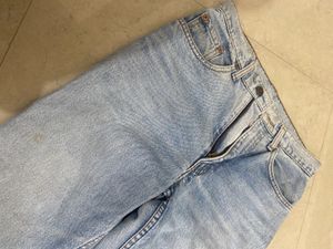 Original Levi’s Jeans With Best Quality.