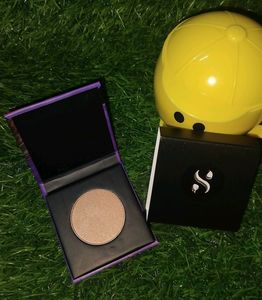 ( Sealed )Sugar Contour De Force Highlighter