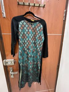 Aurelia Winter Woolen Kurti