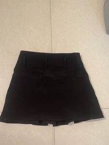 Black Pleated Mini Skirt v cute