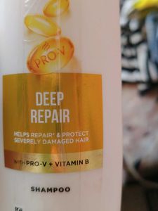 Pantene Deep Repair Shampoo
