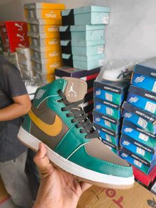 Nike Air Jordan High Neck Shoes 🚨🚨