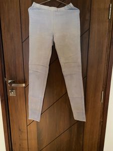 Blue Jeans Or Jegging / Legging