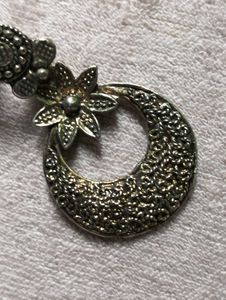 Flower Design Earrings With A Freebie Necklace