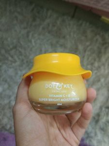 Dot & Key Moisturizer
