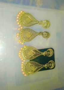 Black Metal Earrings👈