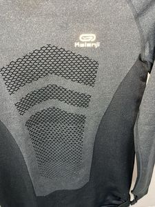 Kalengi Activewear Top