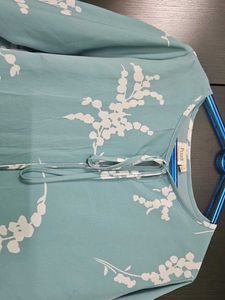 Floral Tie-Neck Blouse