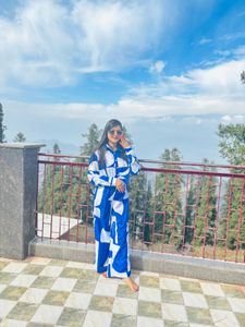 Blue &amp; White Abstract Print Set