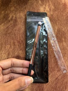 Nykaa Eyeshadow Blending Brush