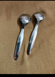 Polka Dots Bowls With Spoons