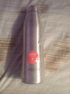 Milton Water, decathlon Bottle and shaker