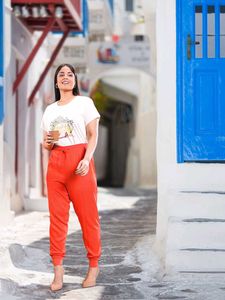 Sztori Women Plus Size Solid Woven Joggers