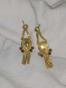 Gold Tone Dangle Earrings