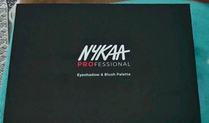Nyka Fashion Eyeshadow And Blush Plate