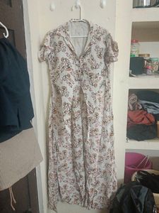 A Used Maxi Offf White Dress