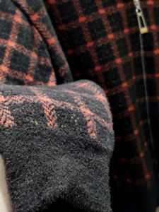 premium mens plaid tartan hooded jacket.(imported)