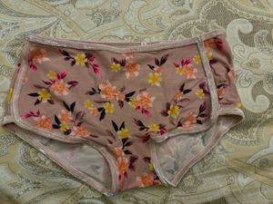 VS Floral &amp; Lace Panty Bundle- Set Of 2