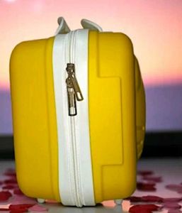 Hello Kitty Travel Case