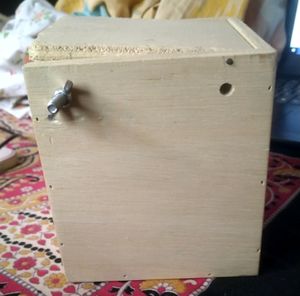 Nest/ breeding box for budgies, finches