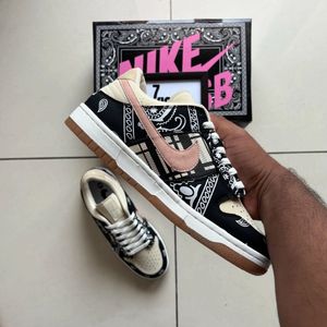 Nike SB Dunk Low Paisley