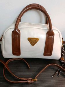 LURADSA Unique Vintage Inspired White & Brown Ba