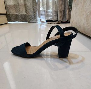 Mast N Harbour Dark Green Suede Heels
